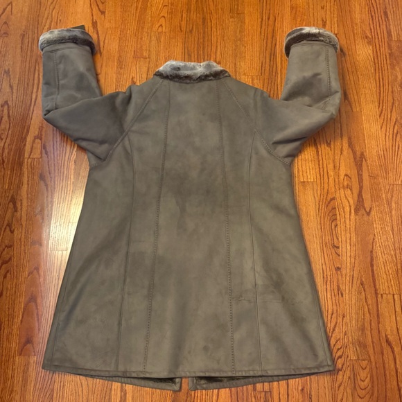 GALLERY COATS 2X NWT Smoke Faux Shearling Trim Coat  Plush Fur Collar & Cuffs - Picture 6 of 7